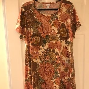 Lularoe 2xl Carly